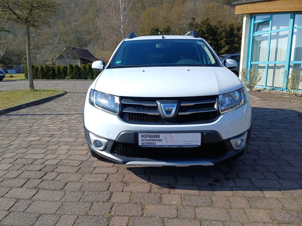 Dacia Sandero bei Reisemobile.expert - Hauptabbildung Dacia Sandero bei Reisemobile.expert - Hauptabbildung