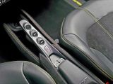 Ferrari F8 bei Reisemobile.expert - Abbildung (12 / 15)
