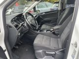 VW Touran bei Reisemobile.expert - Abbildung (9 / 13)