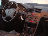 Mercedes-Benz C-Klasse bei Reisemobile.expert - Abbildung (11 / 15)