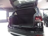 VW T-Cross bei Reisemobile.expert - Abbildung (15 / 15)
