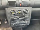 Opel Corsa bei Reisemobile.expert - Abbildung (8 / 9)