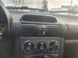 Opel Corsa bei Reisemobile.expert - Abbildung (14 / 15)