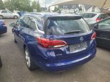 Opel Astra bei Reisemobile.expert - Abbildung (4 / 8) Opel Astra bei Reisemobile.expert - Abbildung (4 / 8)