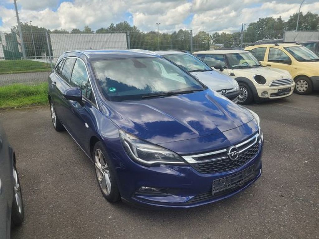 Opel Astra bei Reisemobile.expert - Hauptabbildung Opel Astra bei Reisemobile.expert - Hauptabbildung
