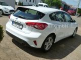Ford Focus bei Reisemobile.expert - Abbildung (4 / 15)