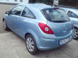 Opel Corsa bei Reisemobile.expert - Abbildung (4 / 10)