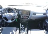 Mitsubishi Outlander bei Reisemobile.expert - Abbildung (9 / 15) Mitsubishi Outlander bei Reisemobile.expert - Abbildung (9 / 15)
