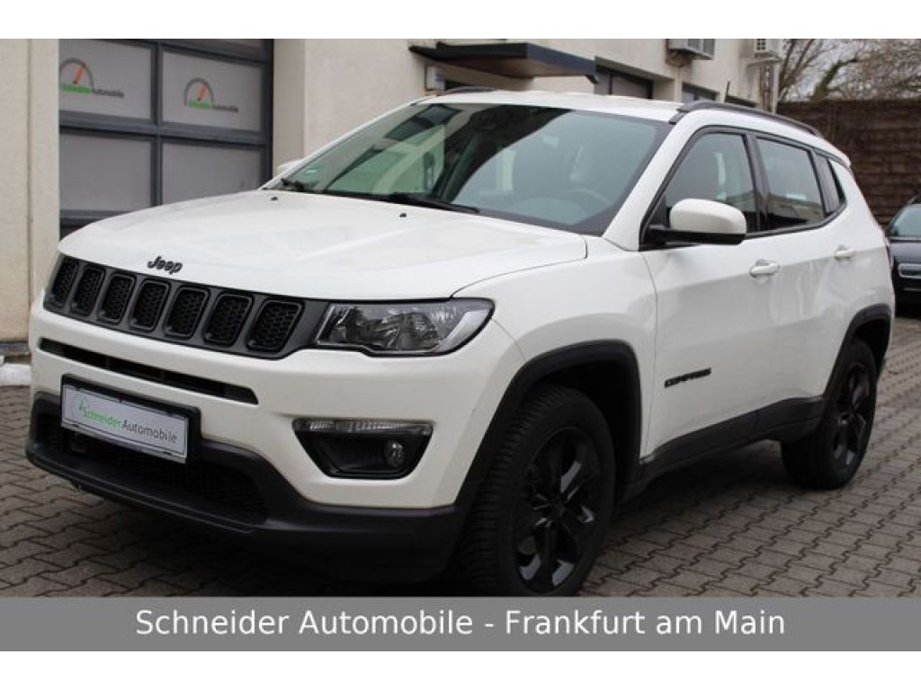 Jeep Compass bei Reisemobile.expert - Hauptabbildung Jeep Compass bei Reisemobile.expert - Hauptabbildung