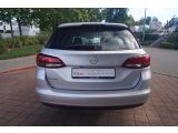 Opel Astra bei Reisemobile.expert - Abbildung (4 / 15)