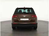 VW Tiguan bei Reisemobile.expert - Abbildung (4 / 15) VW Tiguan bei Reisemobile.expert - Abbildung (4 / 15)