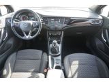 Opel Astra bei Reisemobile.expert - Abbildung (8 / 15)