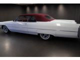 Cadillac DeVille bei Reisemobile.expert - Abbildung (4 / 15)