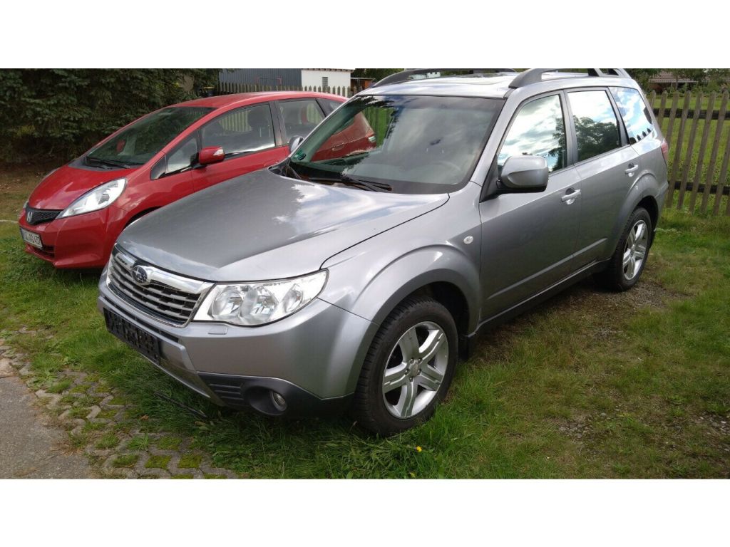 Subaru Forester bei Reisemobile.expert - Hauptabbildung Subaru Forester bei Reisemobile.expert - Hauptabbildung