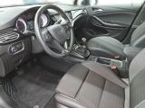 Opel Astra bei Reisemobile.expert - Abbildung (9 / 15)