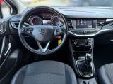 Opel Astra bei Reisemobile.expert - Abbildung (11 / 15)
