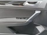 VW Touran bei Reisemobile.expert - Abbildung (9 / 15)