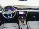 VW Passat bei Reisemobile.expert - Abbildung (13 / 15)