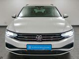 VW Passat bei Reisemobile.expert - Abbildung (3 / 15)