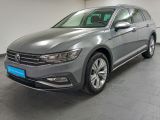 VW Passat bei Reisemobile.expert - Abbildung (2 / 15)