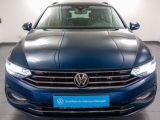 VW Passat bei Reisemobile.expert - Abbildung (3 / 15)