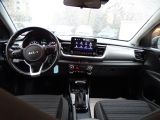 Kia Stonic bei Reisemobile.expert - Abbildung (7 / 15)
