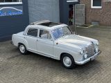 Mercedes-Benz 190 bei Reisemobile.expert - Abbildung (4 / 10)