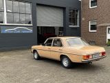 Mercedes-Benz 240 bei Reisemobile.expert - Abbildung (7 / 10)