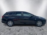 Opel Astra bei Reisemobile.expert - Abbildung (6 / 14) Opel Astra bei Reisemobile.expert - Abbildung (6 / 14)