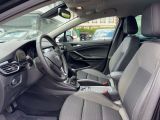 Opel Astra bei Reisemobile.expert - Abbildung (9 / 15)