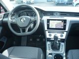 VW Passat bei Reisemobile.expert - Abbildung (3 / 15)