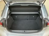 Opel Corsa bei Reisemobile.expert - Abbildung (7 / 15) Opel Corsa bei Reisemobile.expert - Abbildung (7 / 15)