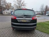 Ford S-Max bei Reisemobile.expert - Abbildung (9 / 15) Ford S-Max bei Reisemobile.expert - Abbildung (9 / 15)