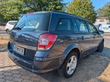 Opel Astra bei Reisemobile.expert - Abbildung (11 / 15)
