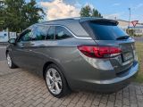 Opel Astra bei Reisemobile.expert - Abbildung (7 / 15)