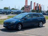 Opel Astra bei Reisemobile.expert - Abbildung (7 / 15)