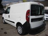 Opel Combo bei Reisemobile.expert - Abbildung (2 / 10)