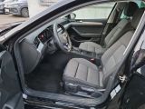 VW Passat bei Reisemobile.expert - Abbildung (13 / 15)