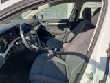 VW Golf VIII bei Reisemobile.expert - Abbildung (12 / 15)