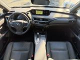 Lexus UX bei Reisemobile.expert - Abbildung (9 / 15)