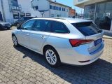 Skoda Octavia bei Reisemobile.expert - Abbildung (2 / 15)