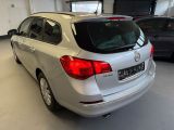 Opel Astra bei Reisemobile.expert - Abbildung (8 / 15)