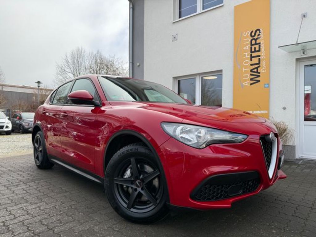 Alfa Romeo Stelvio bei Reisemobile.expert - Hauptabbildung Alfa Romeo Stelvio bei Reisemobile.expert - Hauptabbildung