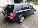 Opel Astra bei Reisemobile.expert - Abbildung (4 / 14)