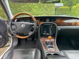 Jaguar XJ8 bei Reisemobile.expert - Abbildung (10 / 15)
