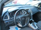 Opel Astra bei Reisemobile.expert - Abbildung (9 / 13)