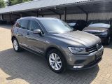 VW Tiguan bei Reisemobile.expert - Abbildung (2 / 14)