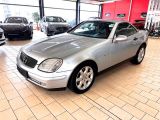 Mercedes-Benz SLK-Klasse bei Reisemobile.expert - Abbildung (2 / 10)