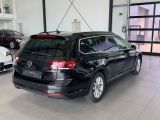 VW Passat bei Reisemobile.expert - Abbildung (14 / 15)