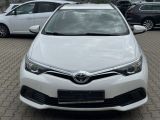 Toyota Auris bei Reisemobile.expert - Abbildung (2 / 13)